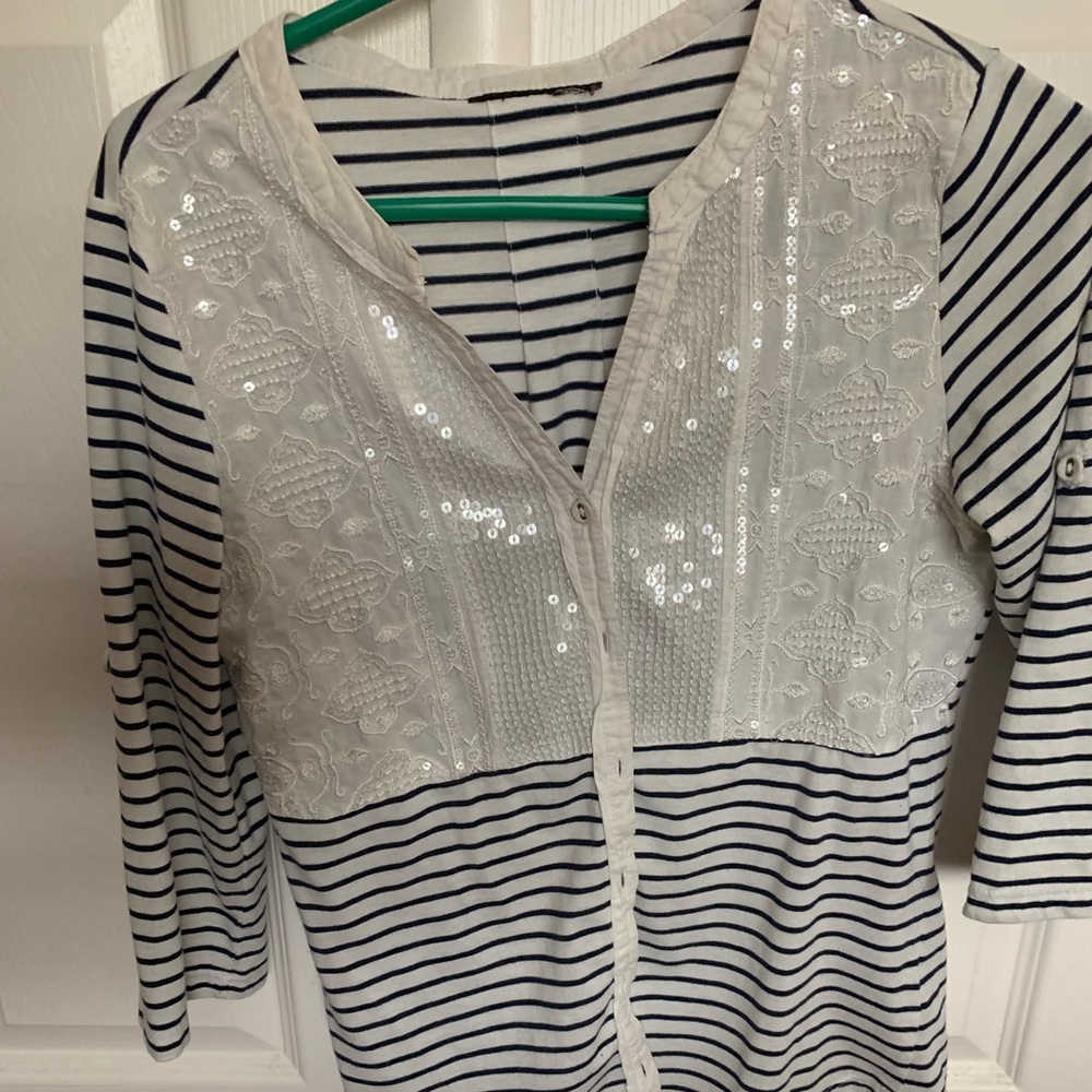 ‼️3 for $40‼️ 🕊Sequined Blouse🕊